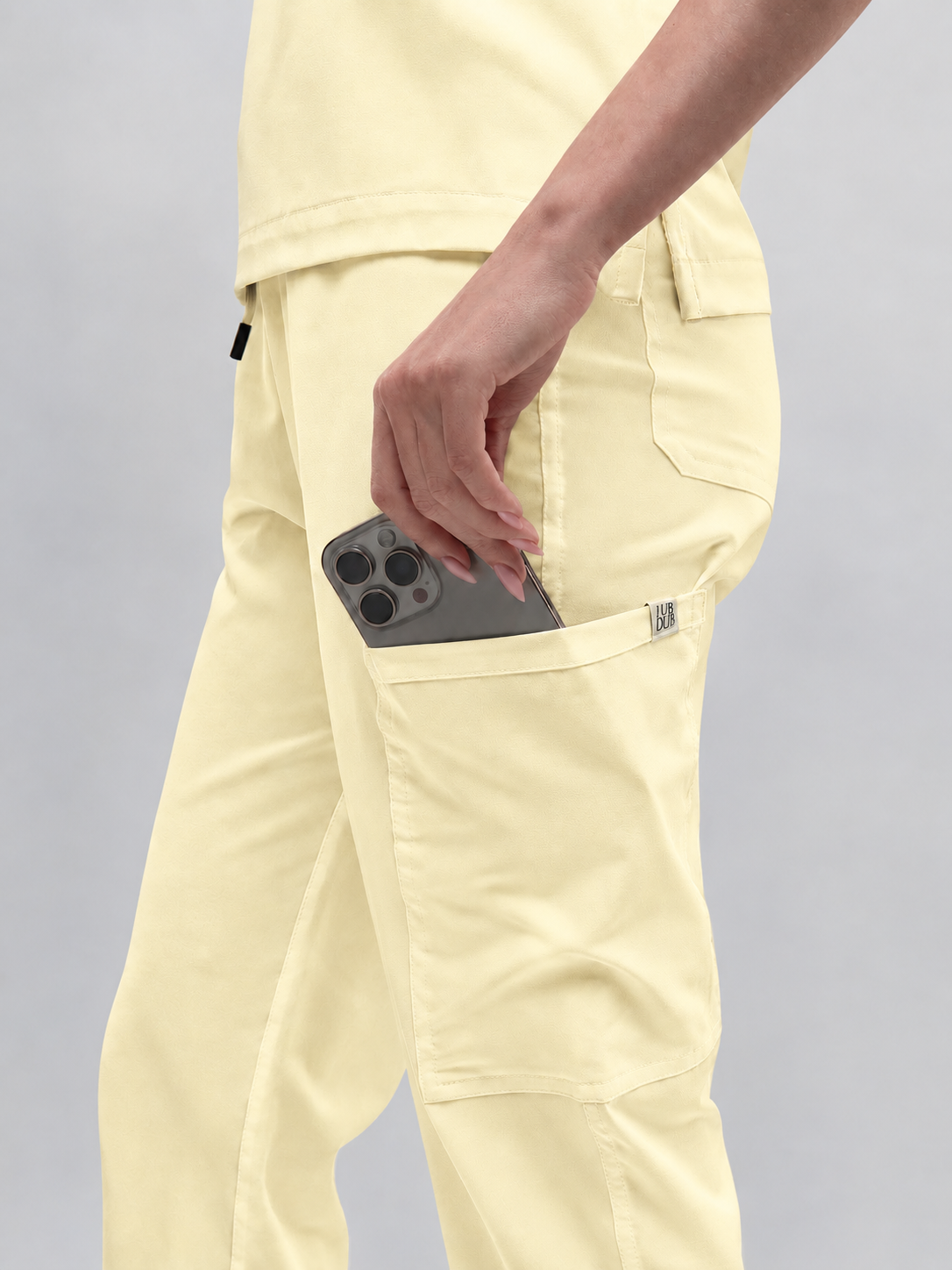 Conjunto Filipina Clásica + Pantalón Recto Dama