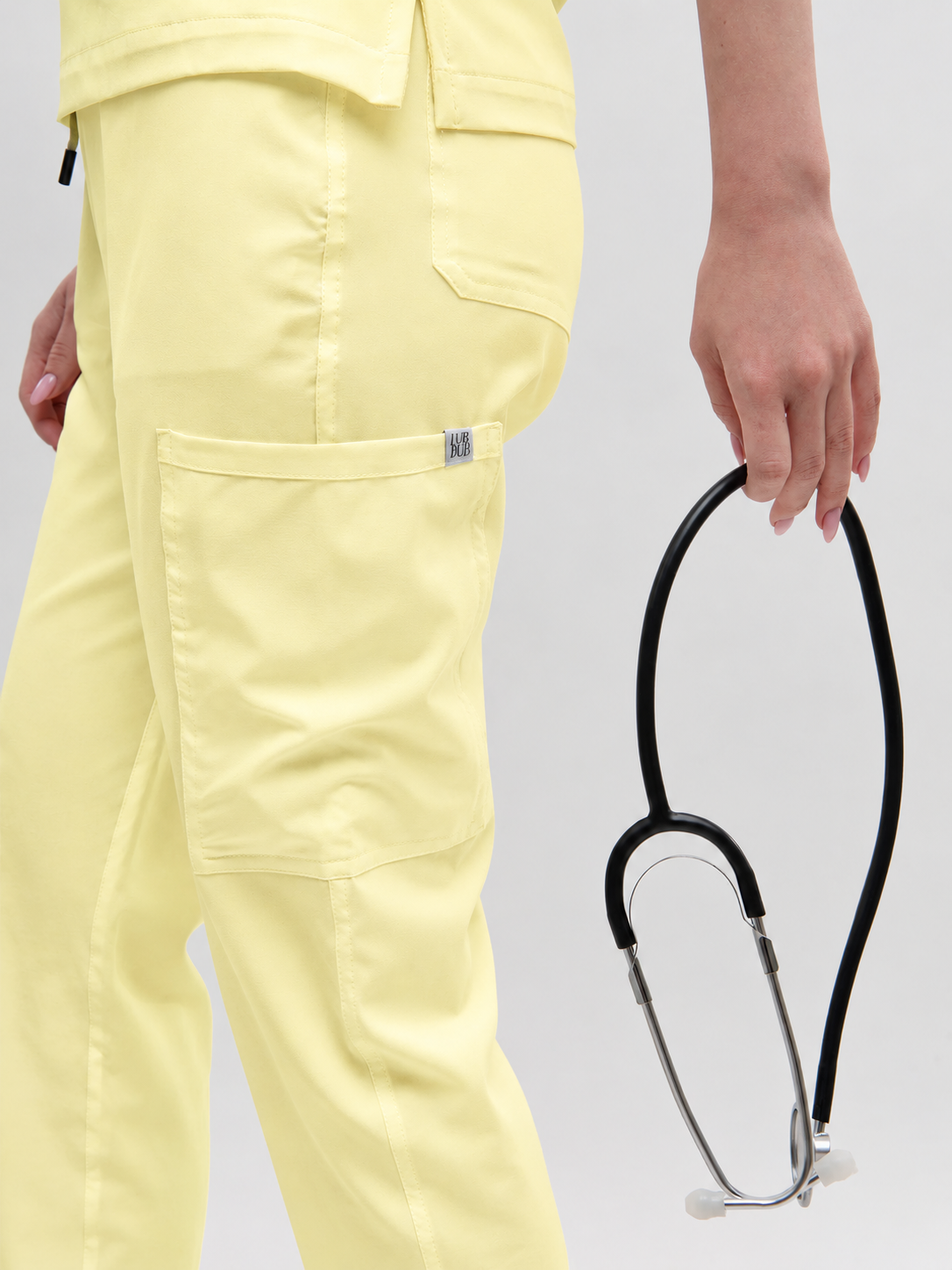 Conjunto Filipina Clásica + Pantalón Recto Dama