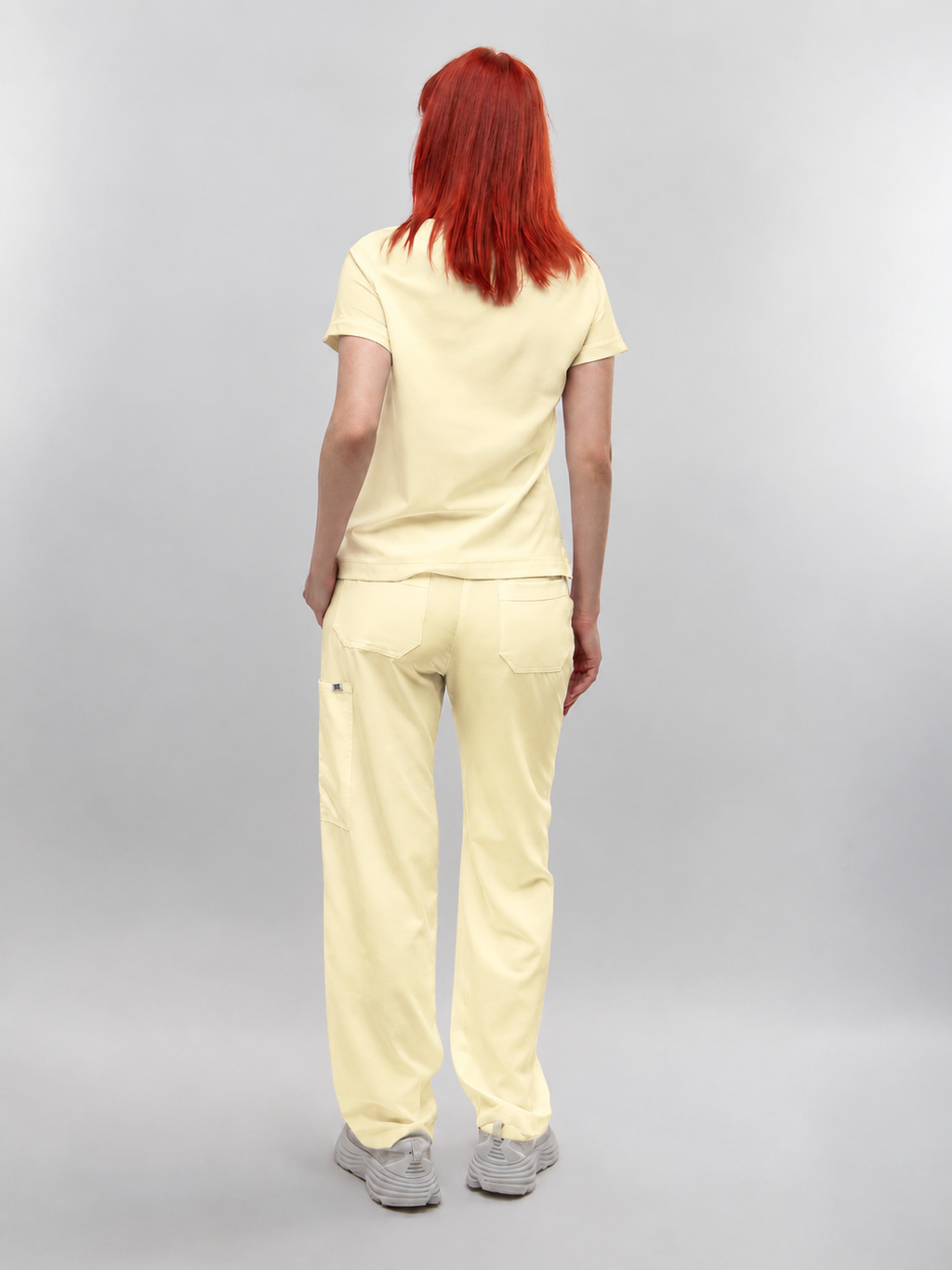Conjunto Filipina Clásica + Pantalón Recto Dama