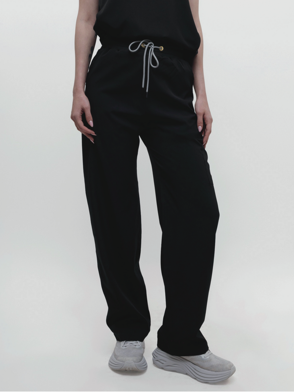 Conjunto Filipina Clásica + Pantalón Recto Dama