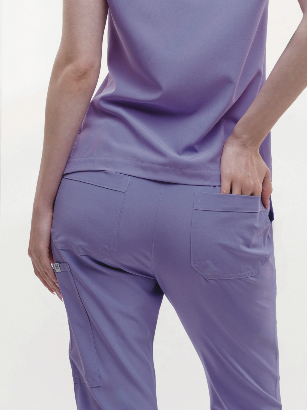Conjunto Filipina Clásica + Pantalón Recto Dama
