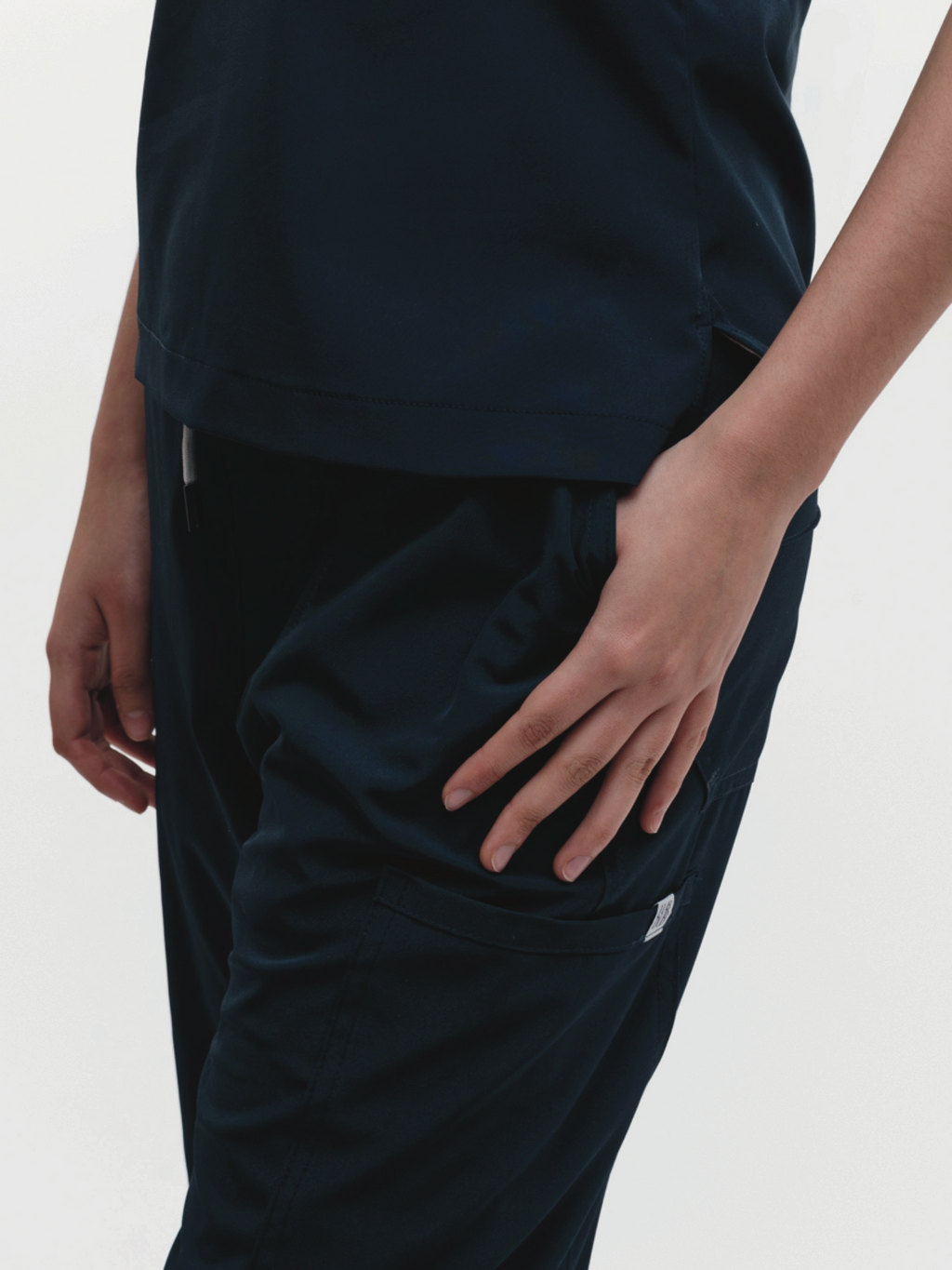 Conjunto Filipina clásica + Jogger Dama