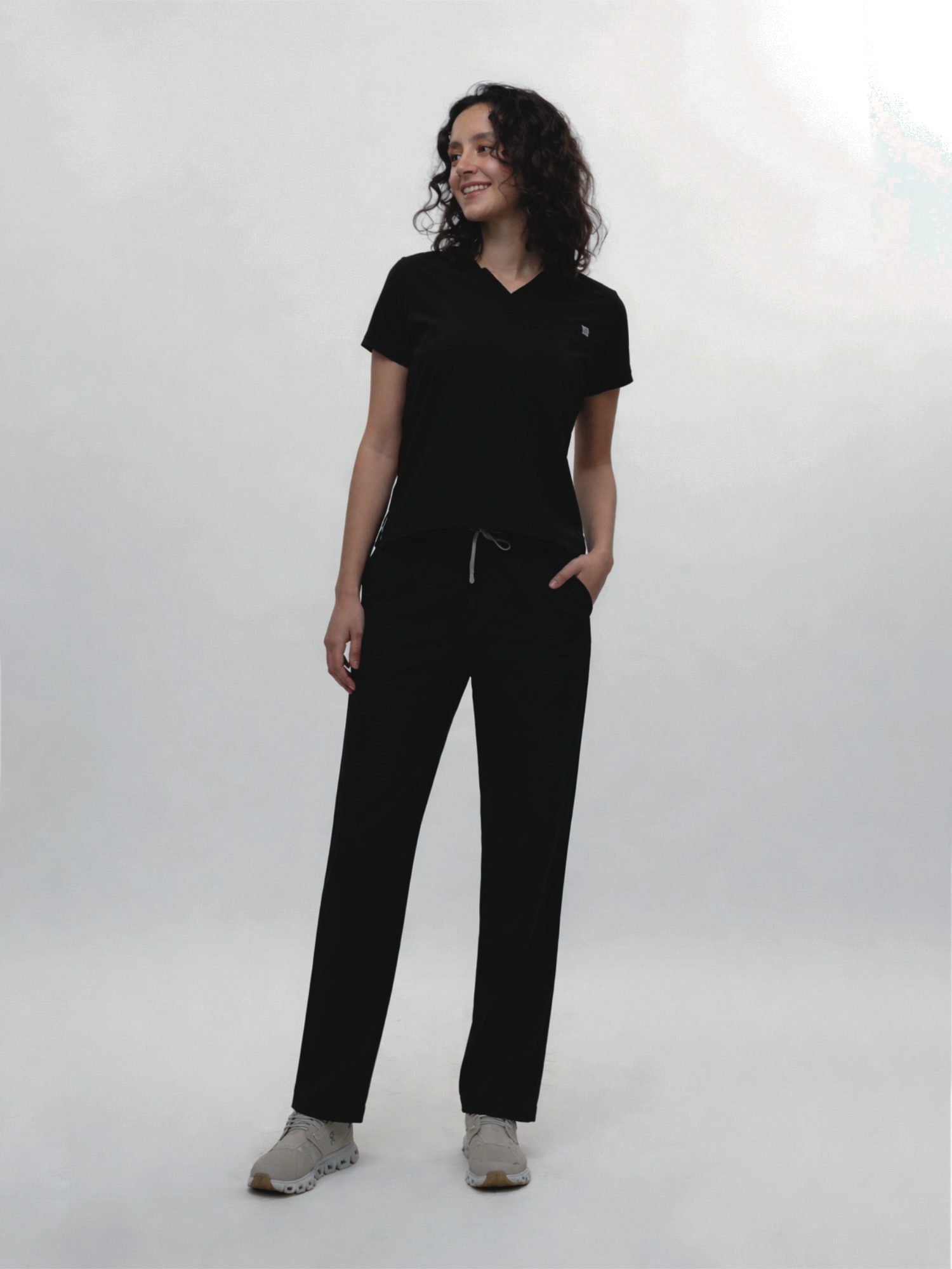 Conjunto Filipina Clásica + Pantalón Recto Dama