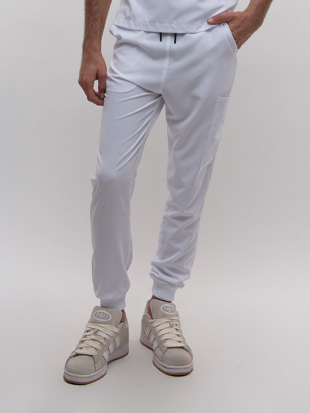 Conjunto Filipina cuello Mao + Jogger Caballero