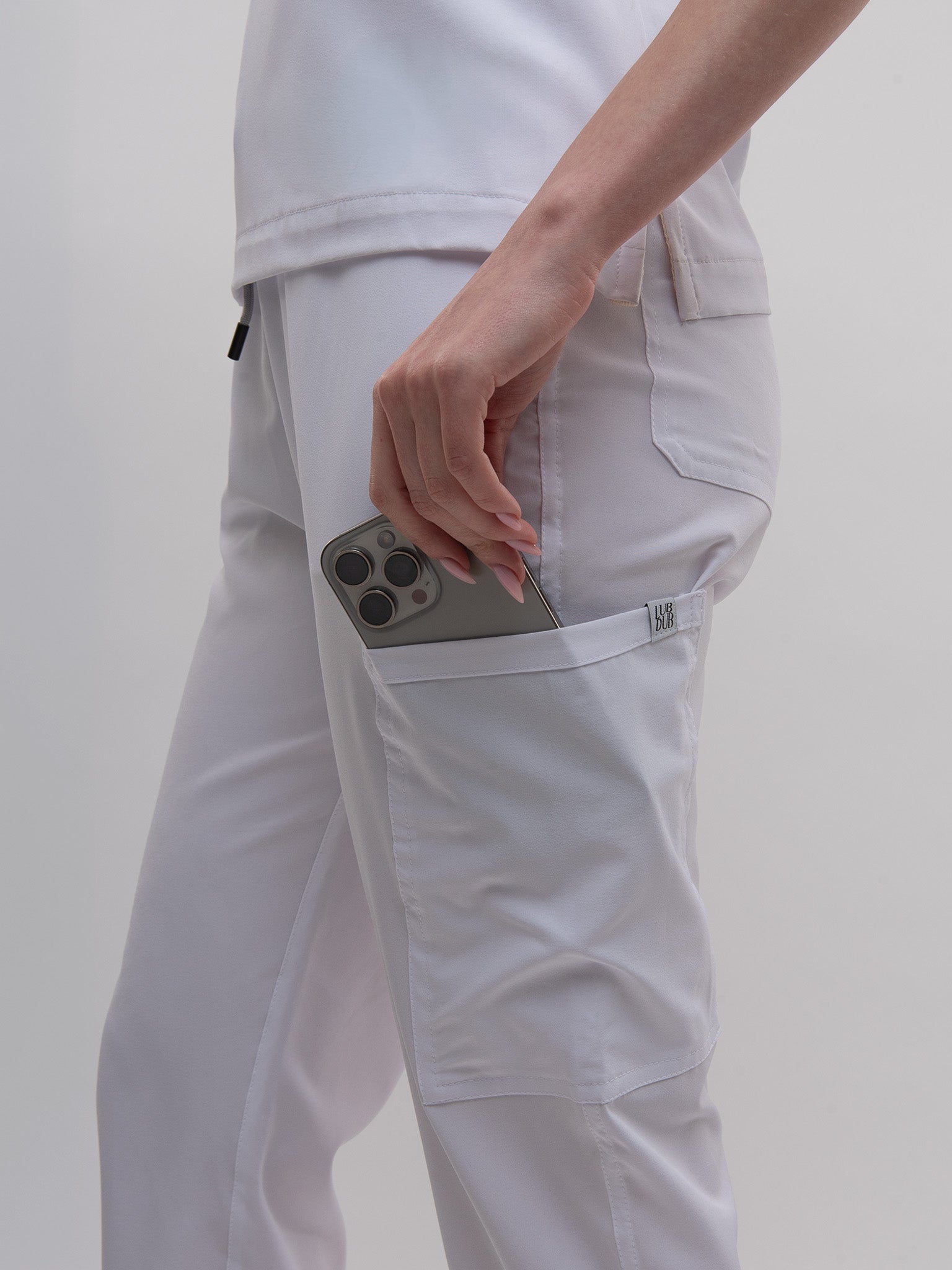 Conjunto Filipina Clásica + Pantalón Recto Dama