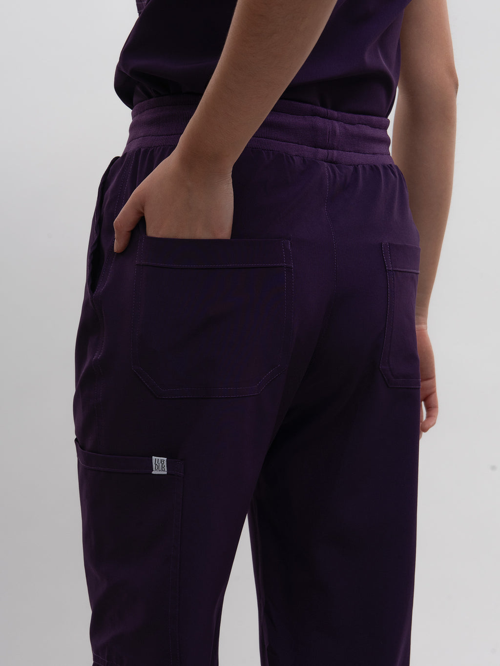Conjunto Filipina Clásica + Pantalón Recto Dama