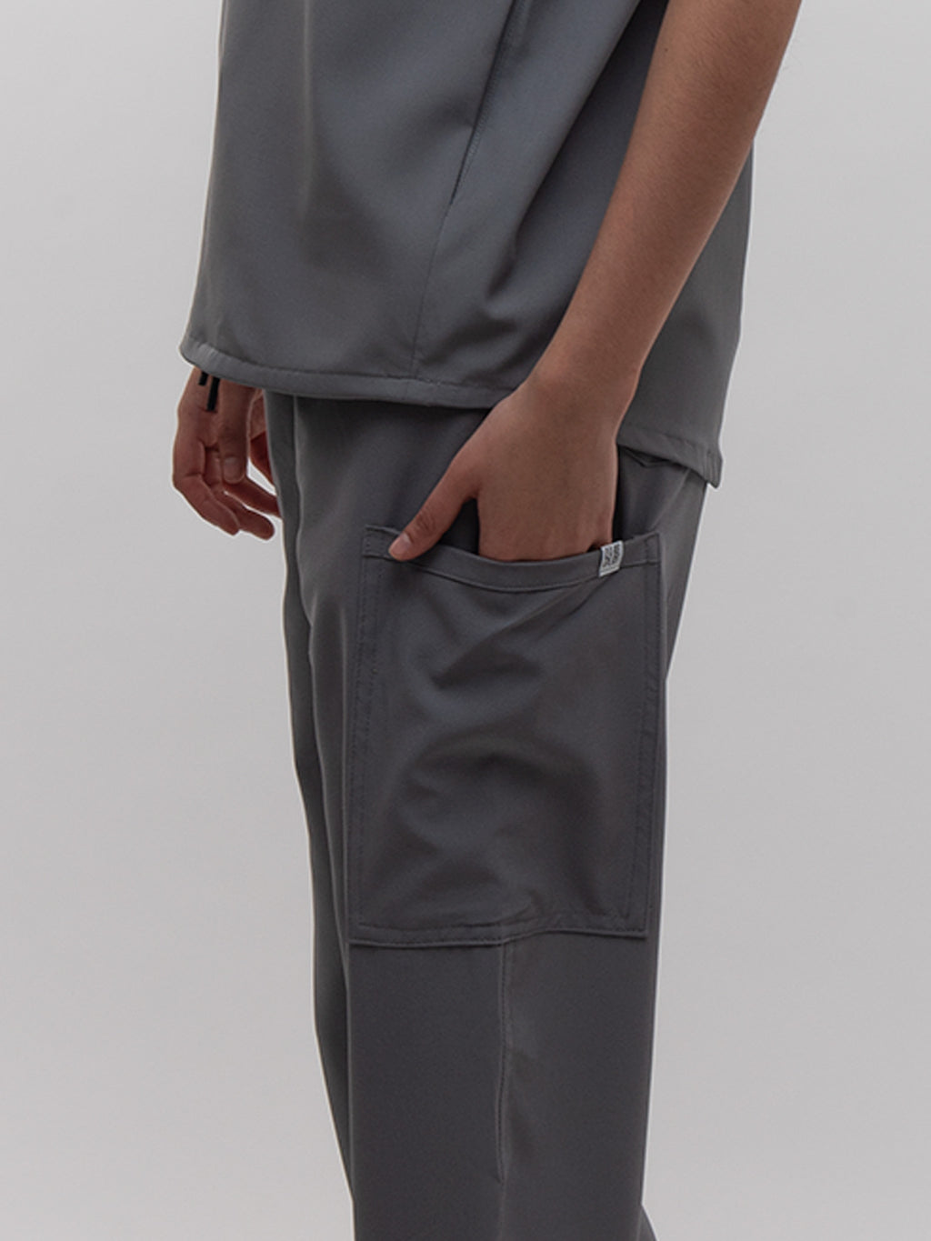 Conjunto Filipina Cuello Mao + Pantalón Recto Dama