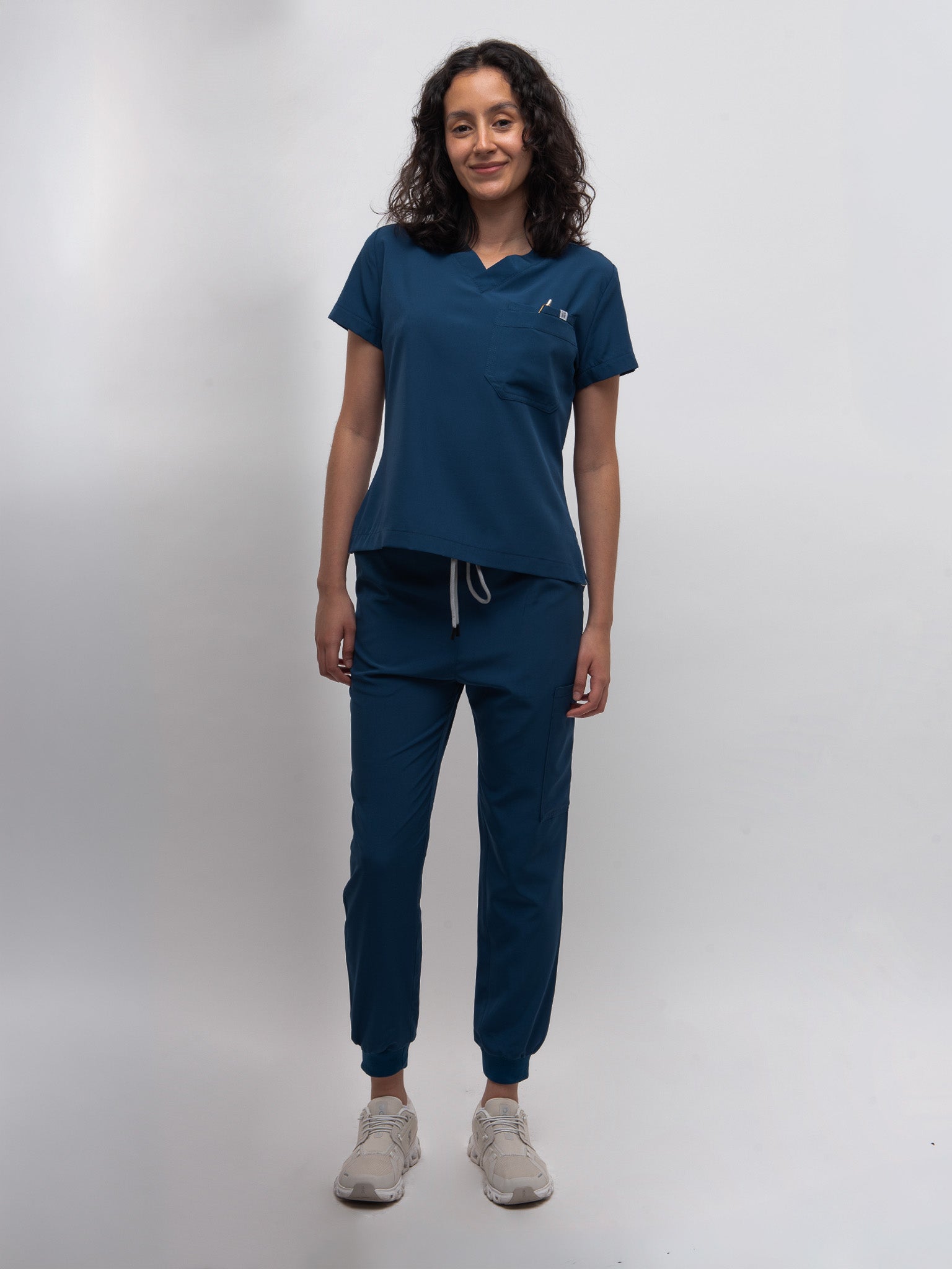 Conjunto Filipina clásica + Jogger Dama