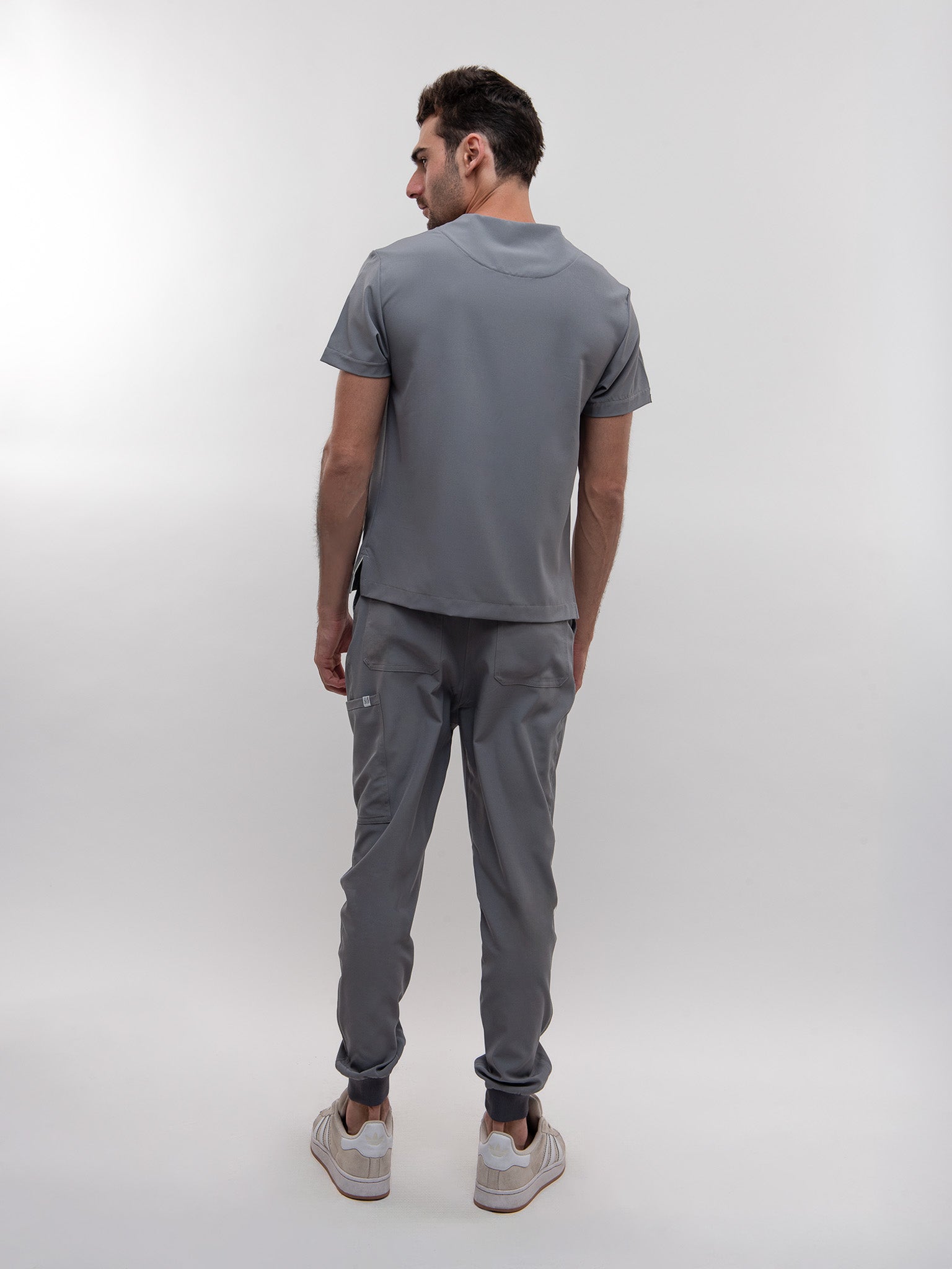 Conjunto Filipina clásica + jogger Caballero