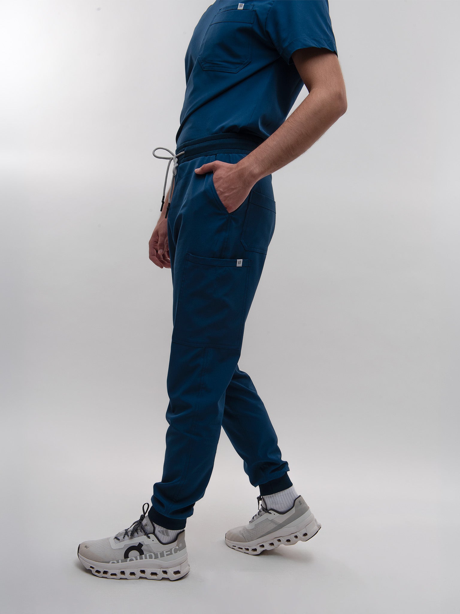 Conjunto Filipina cuello Mao + Jogger Caballero