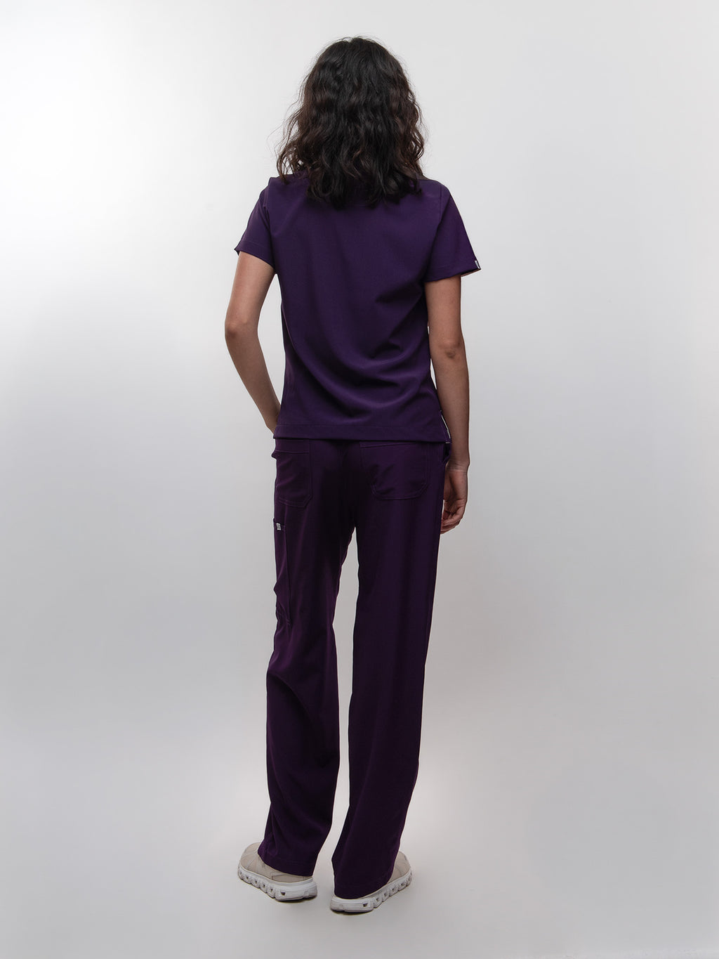 Conjunto Filipina Clásica + Pantalón Recto Dama