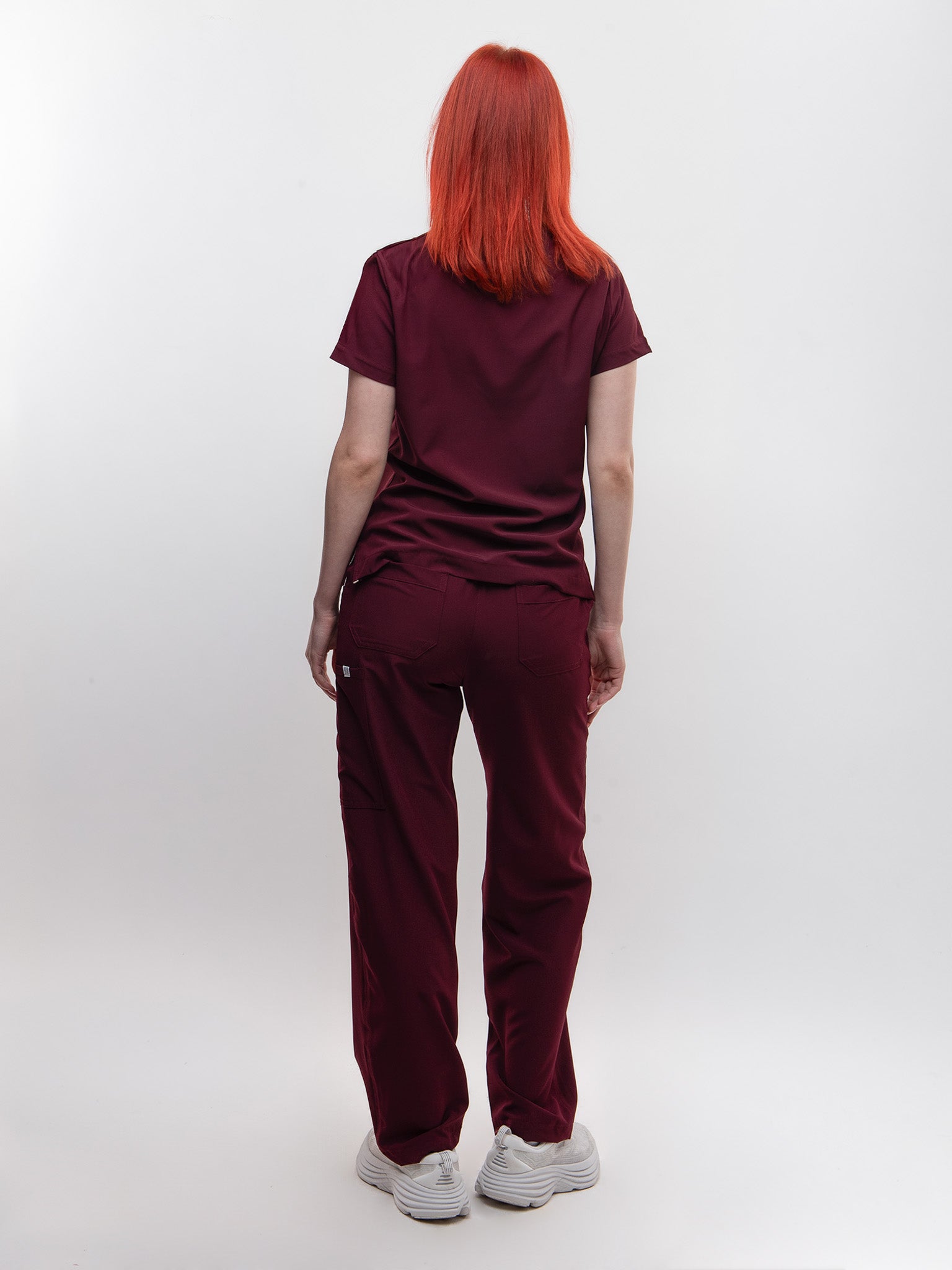 Conjunto Filipina Clásica + Pantalón Recto Dama