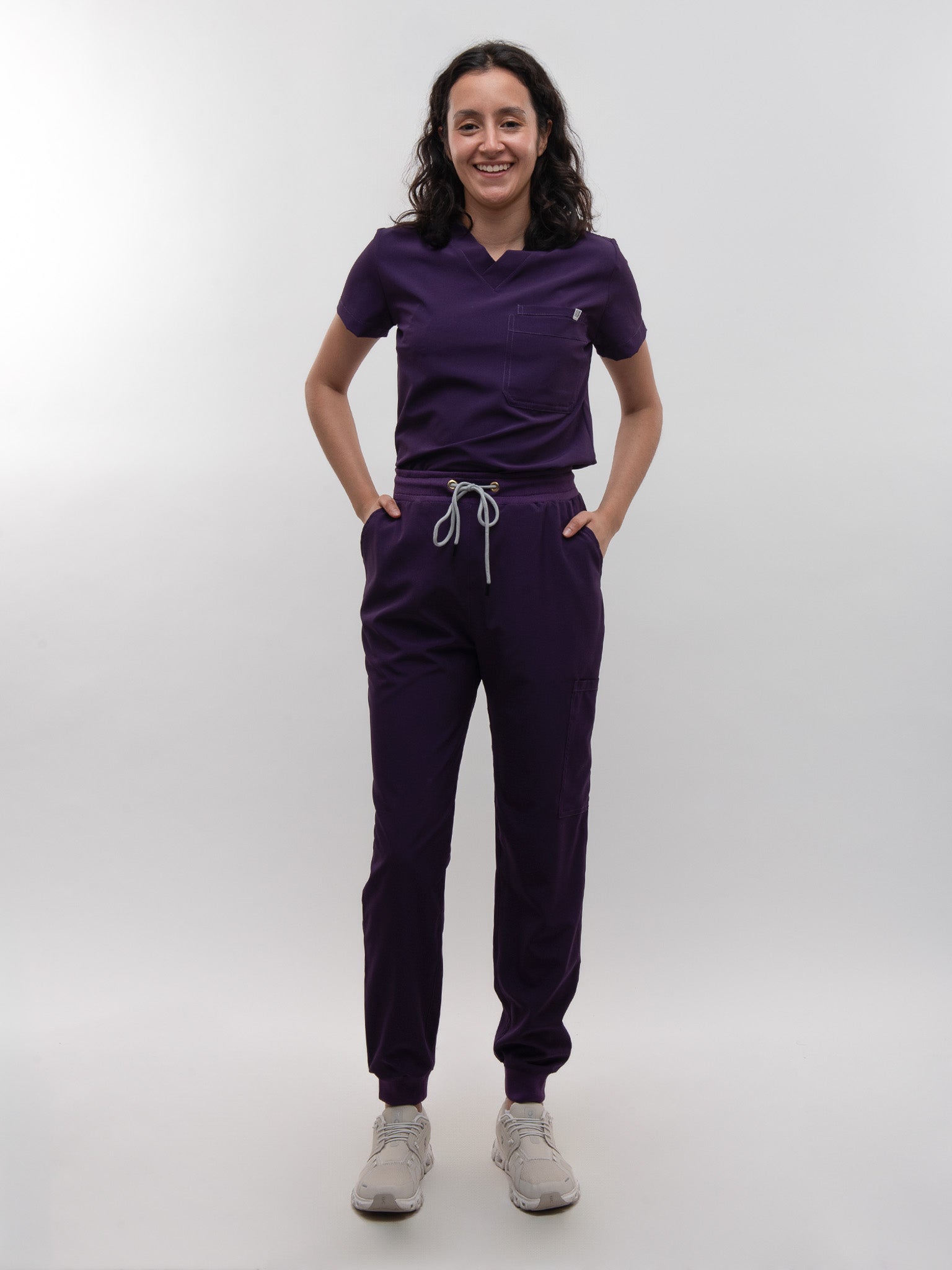 Conjunto Filipina clásica + Jogger Dama