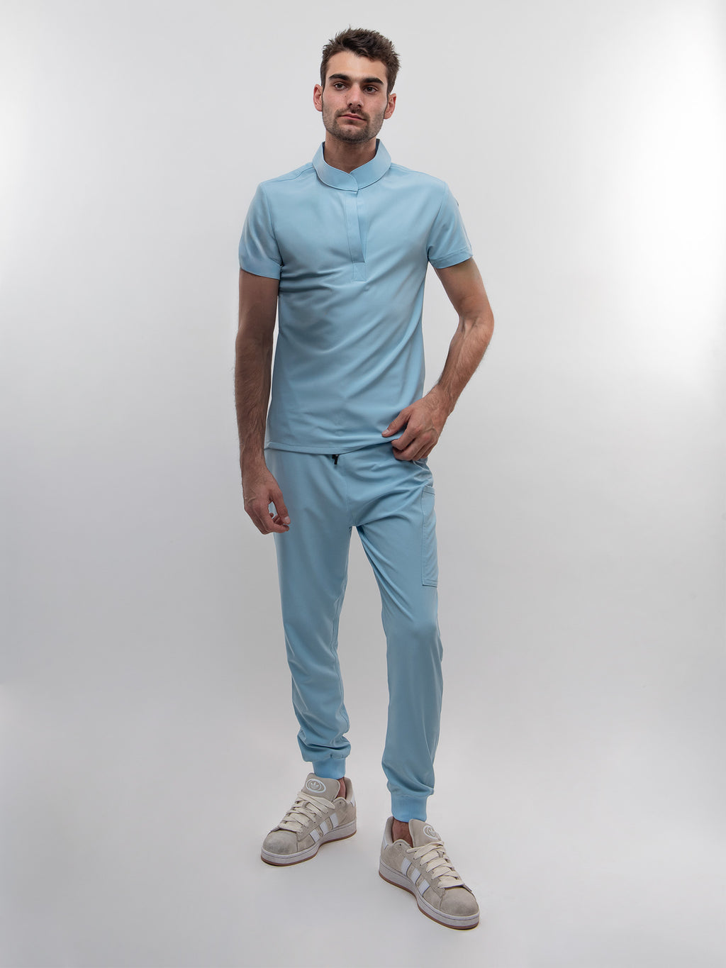 Conjunto Filipina cuello Mao + Jogger Caballero