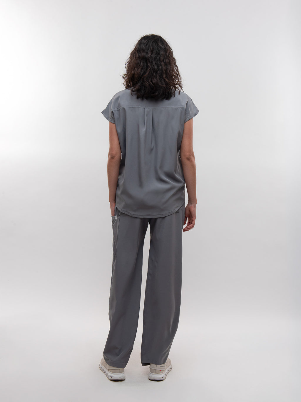 Conjunto Filipina Cuello Mao + Pantalón Recto Dama