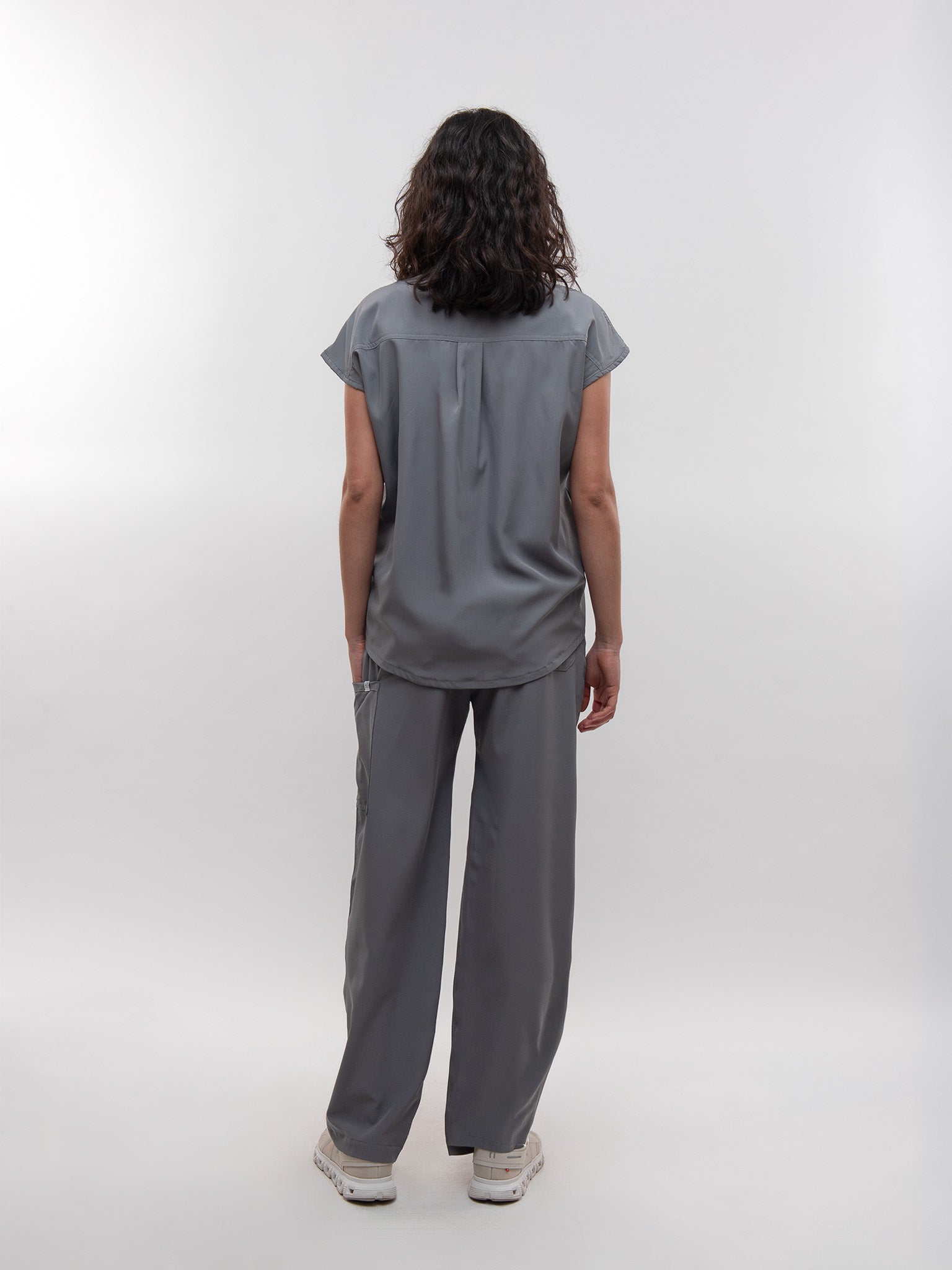 Conjunto Filipina Cuello Mao + Pantalón Recto Dama