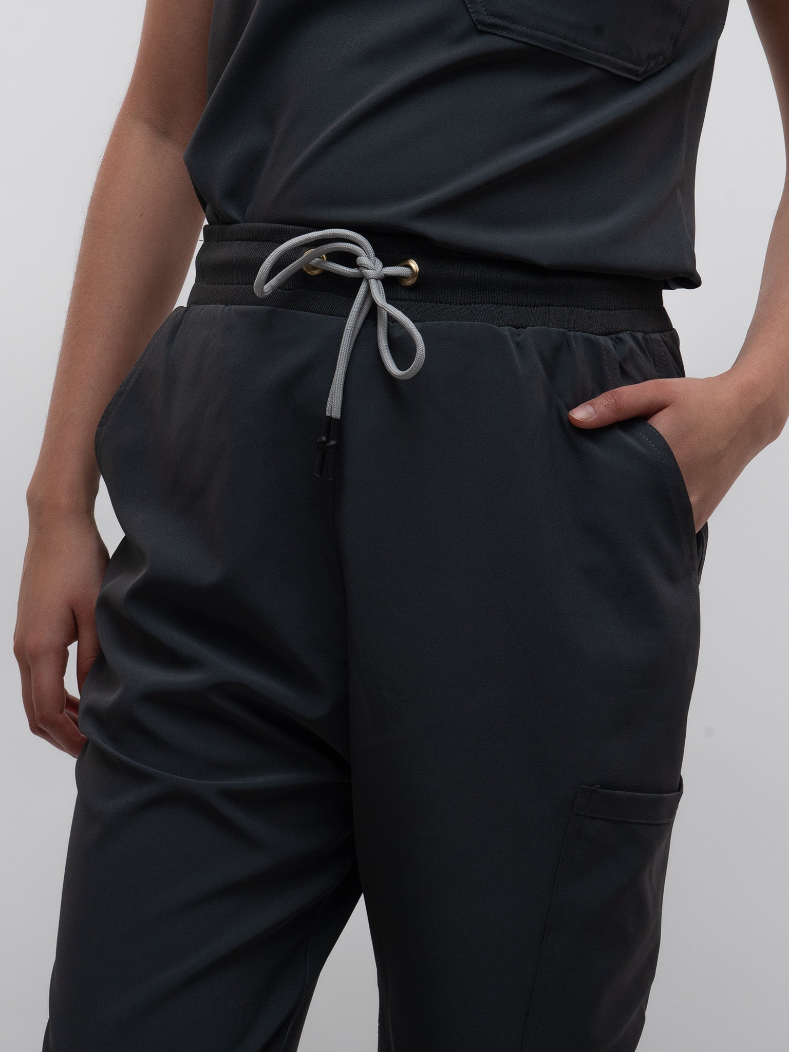 Conjunto Filipina clásica + Jogger Dama