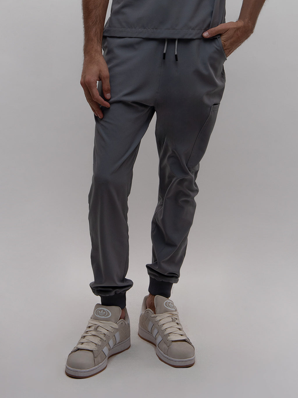 Conjunto Filipina cuello Mao + Jogger Caballero
