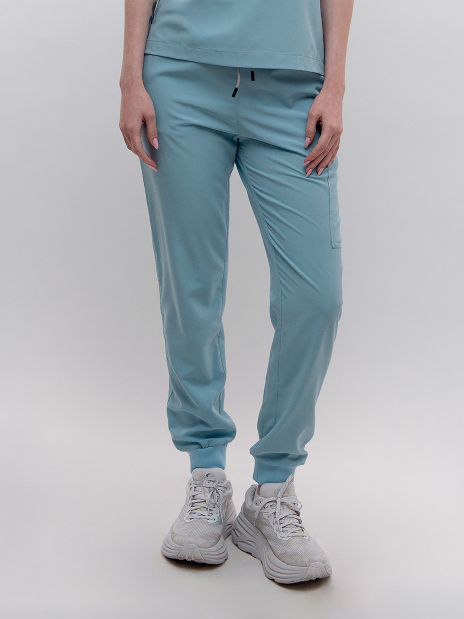 Conjunto Filipina cuello Mao + Jogger Dama