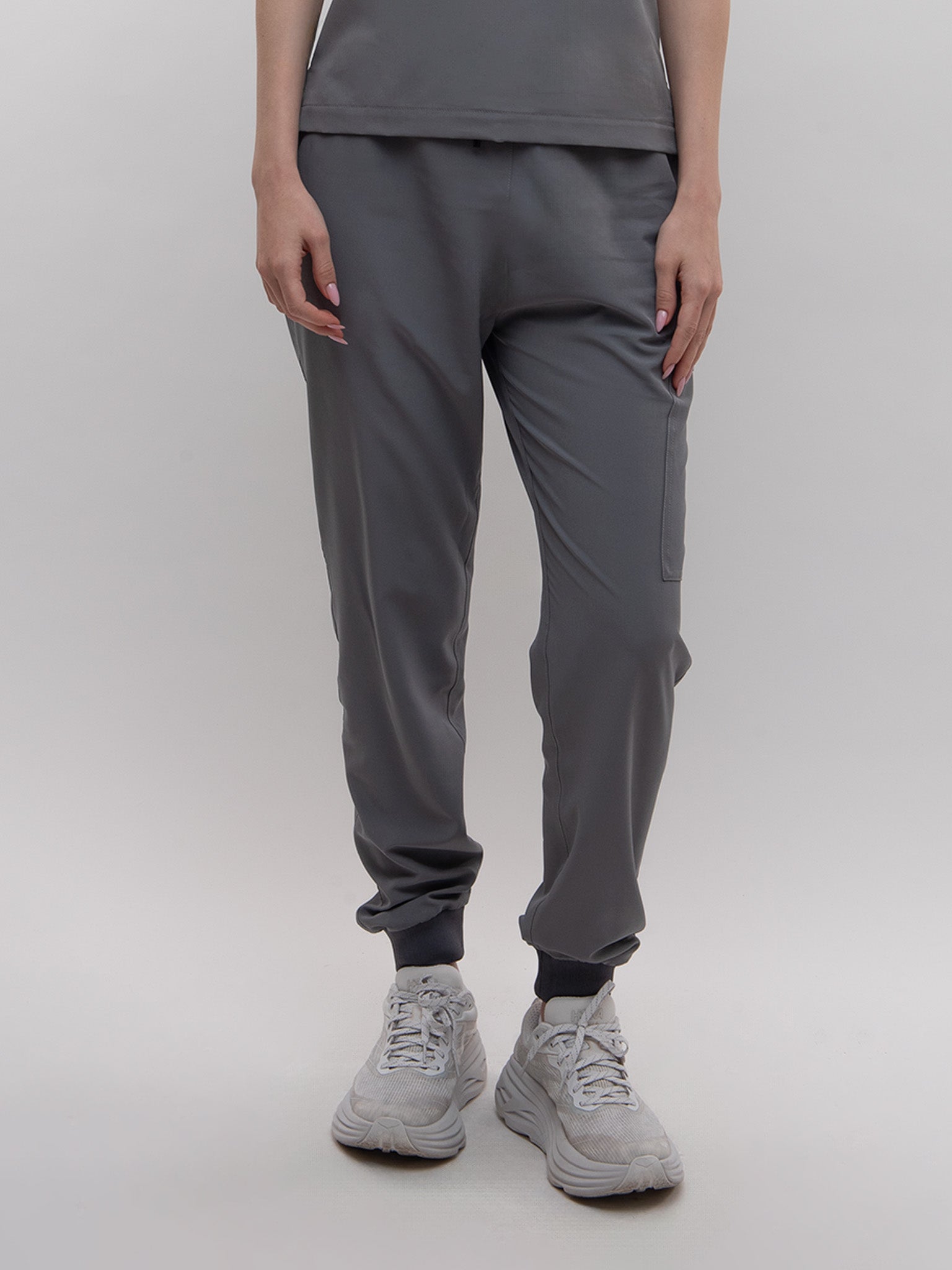 Conjunto Filipina clásica + Jogger Dama
