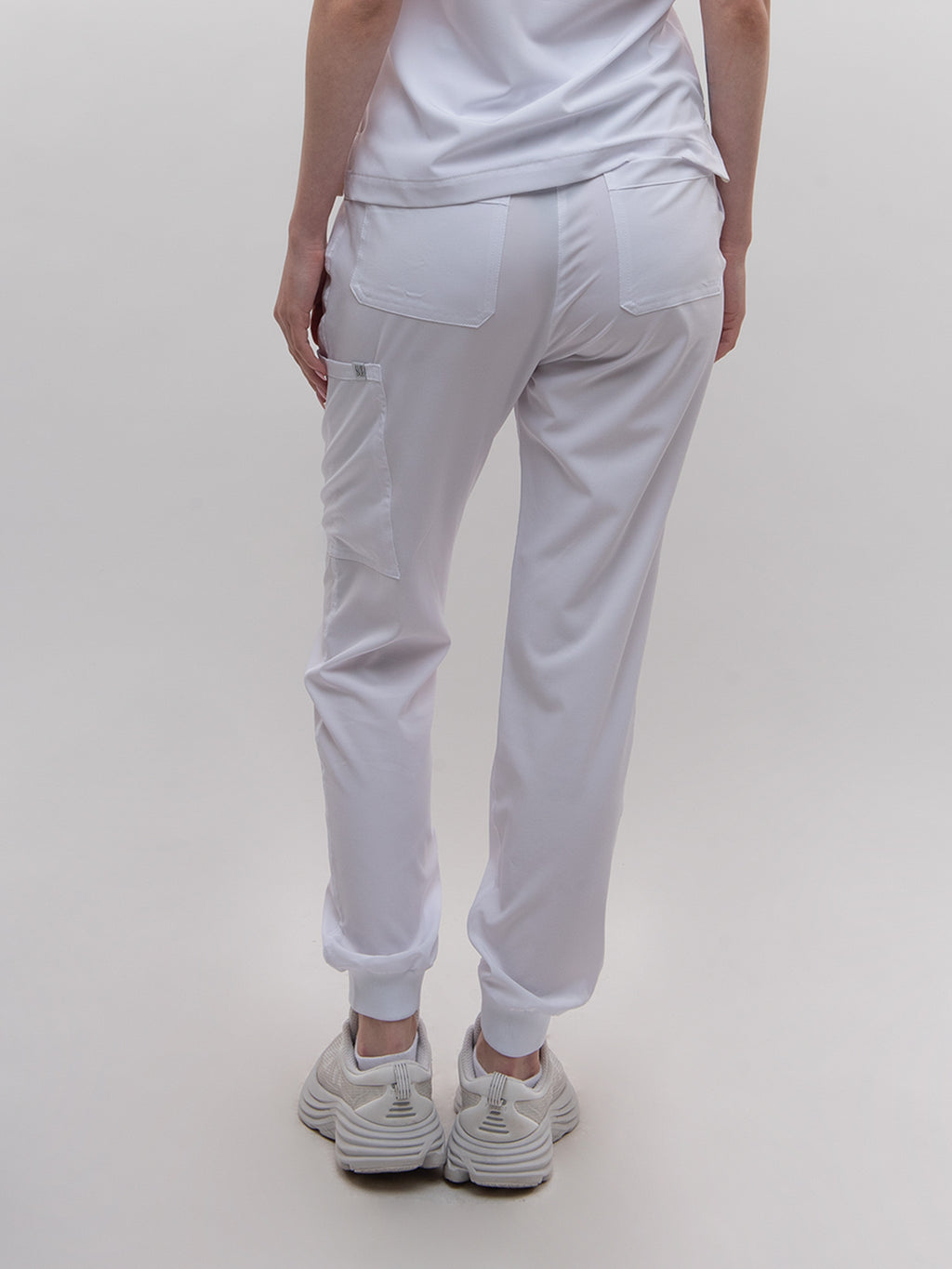 Conjunto Filipina cuello Mao + Jogger Dama