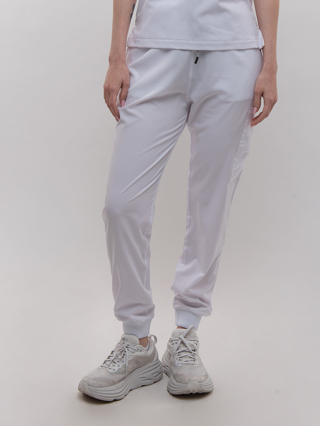 Conjunto Filipina cuello Mao + Jogger Dama