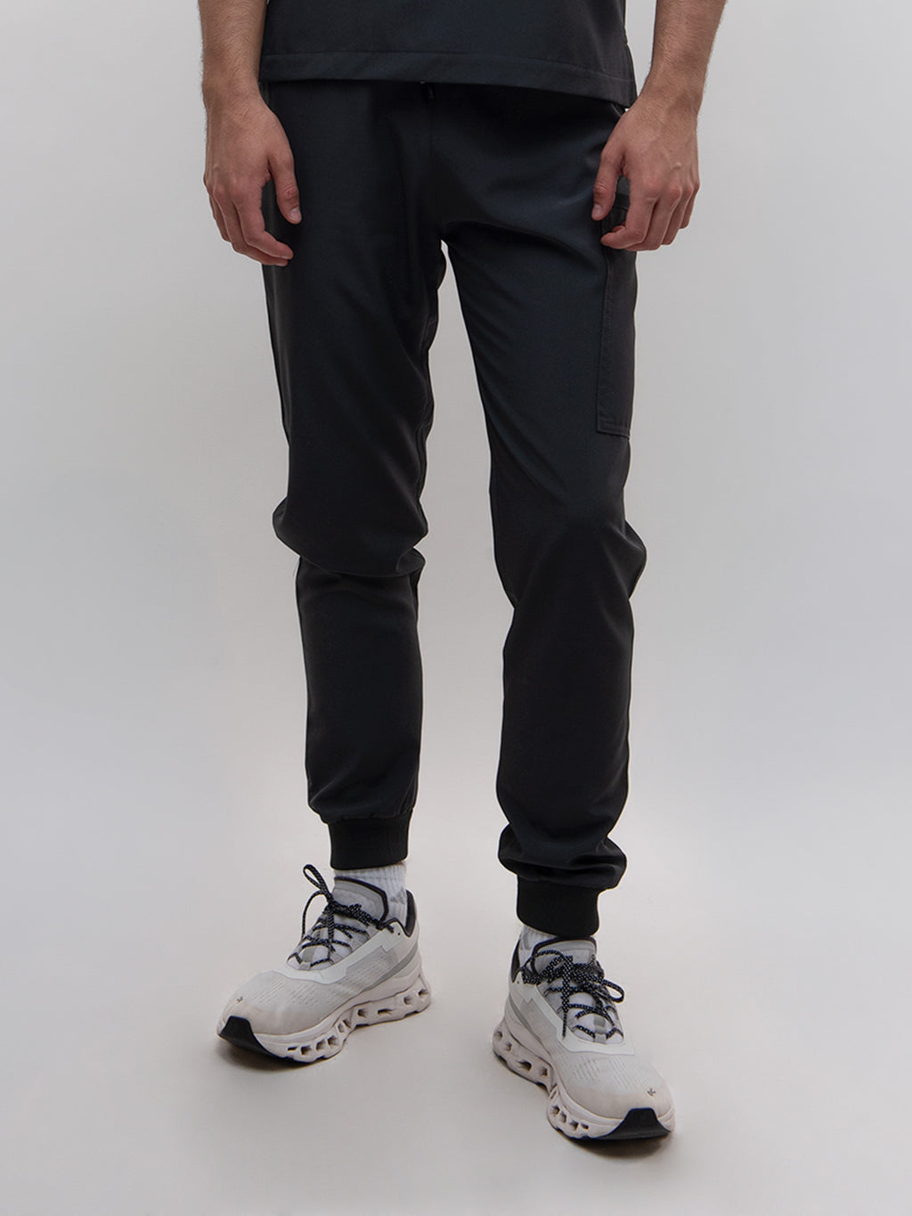 Conjunto Filipina cuello Mao + Jogger Caballero