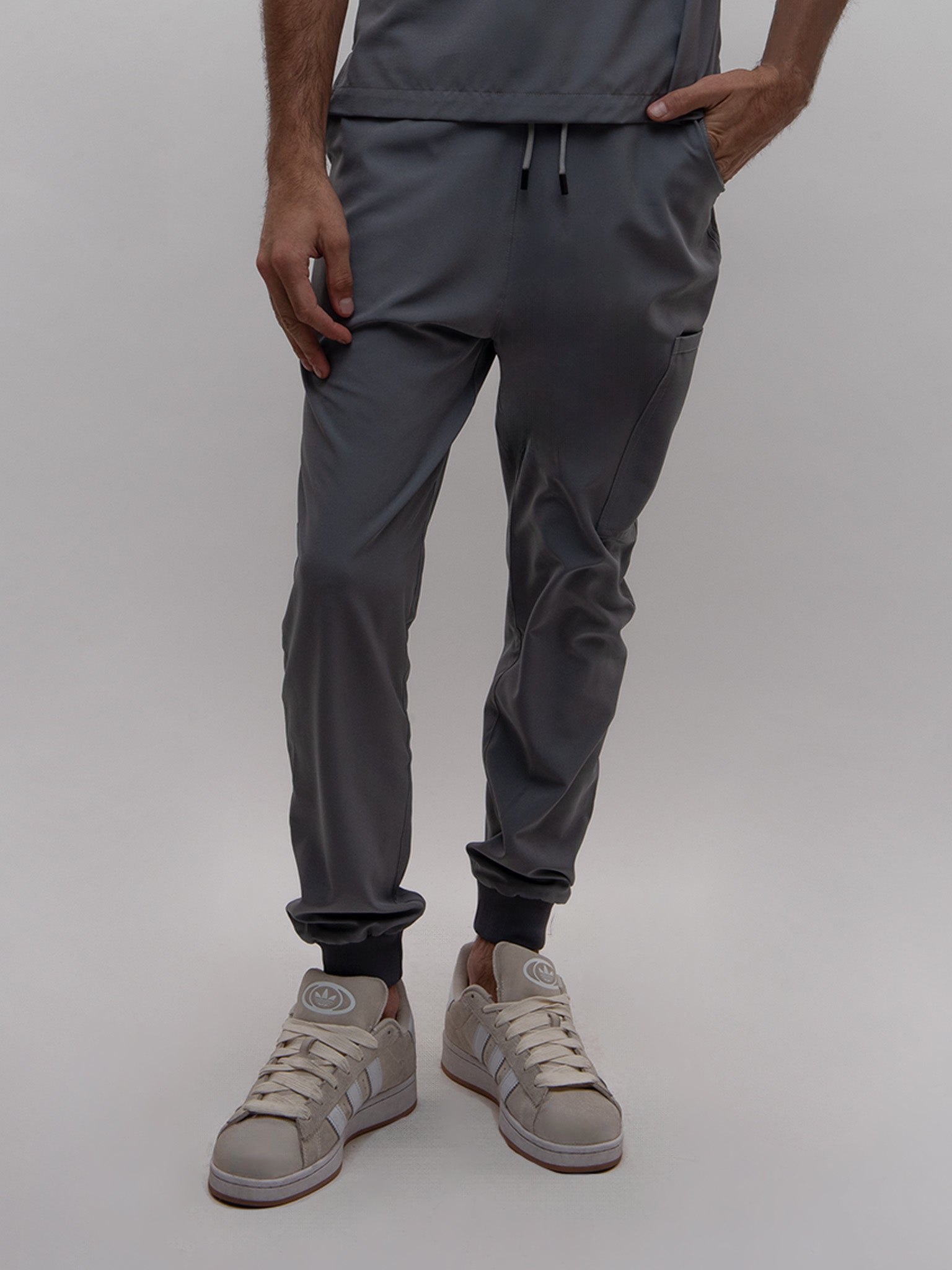 Conjunto Filipina cuello Mao + Jogger Caballero