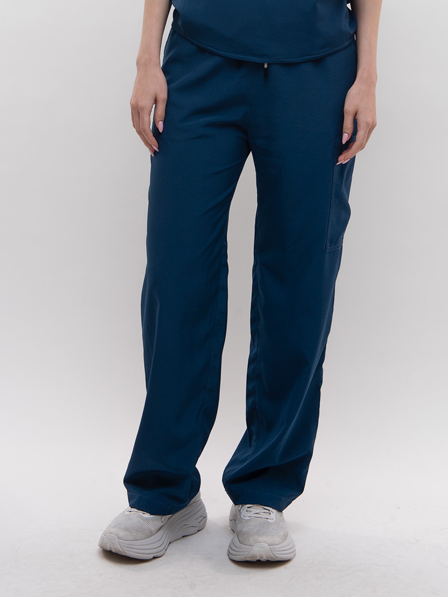 Conjunto Filipina Clásica + Pantalón Recto Dama